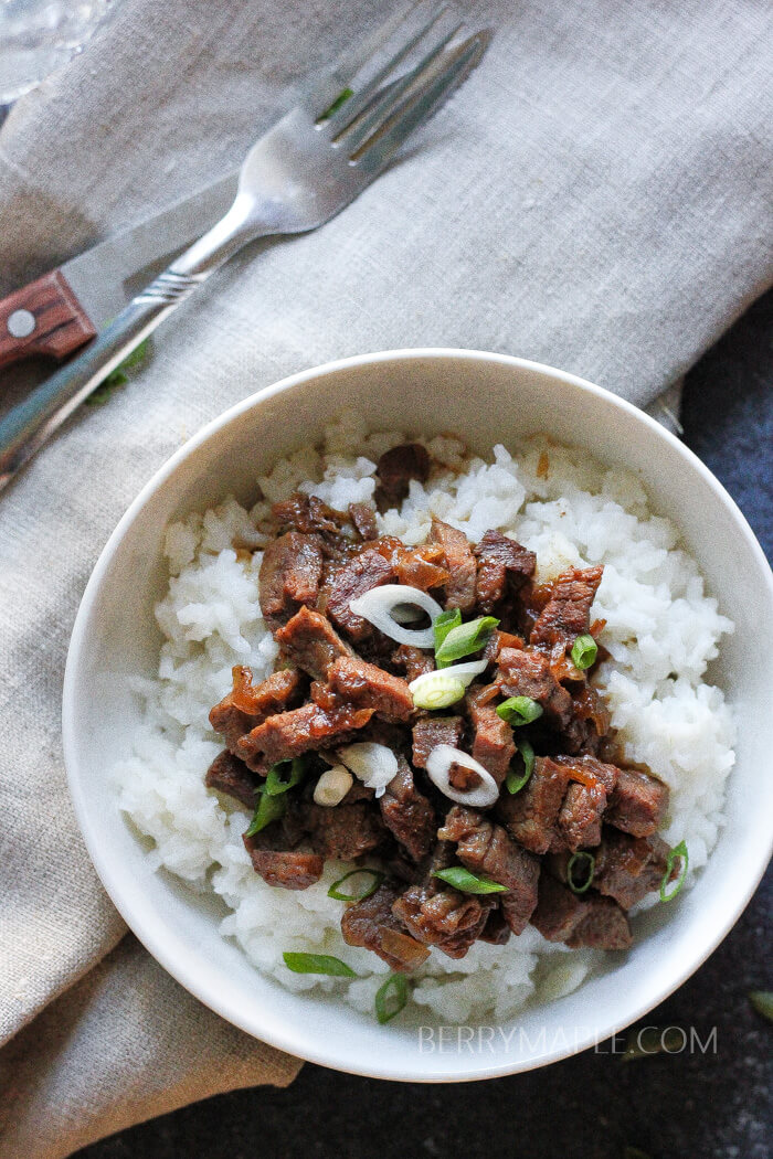 Caramelized sweet beef with rice Berry&Maple