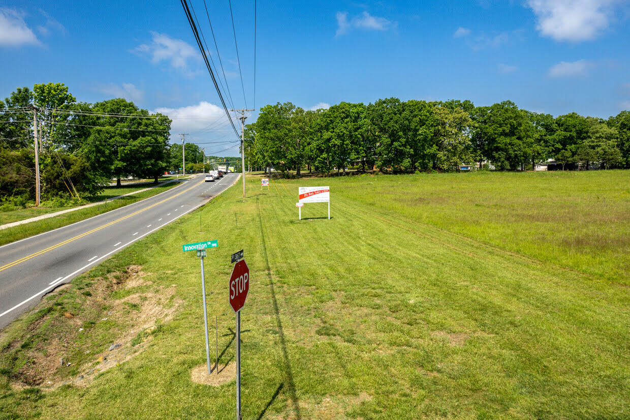 Unionville Indian Trail Road W and Younts Road (Land/Sale) Bertolina