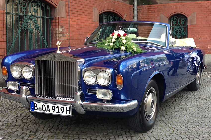 Vintage Car Rentals BERTRAGO