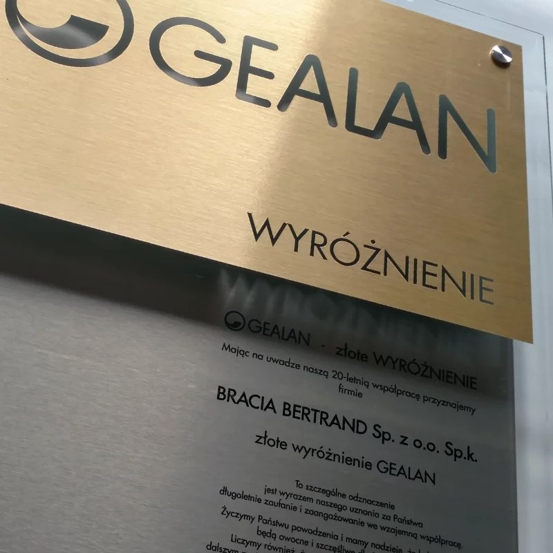 Gold distinction for the Bertrand brand Bertrand.pl