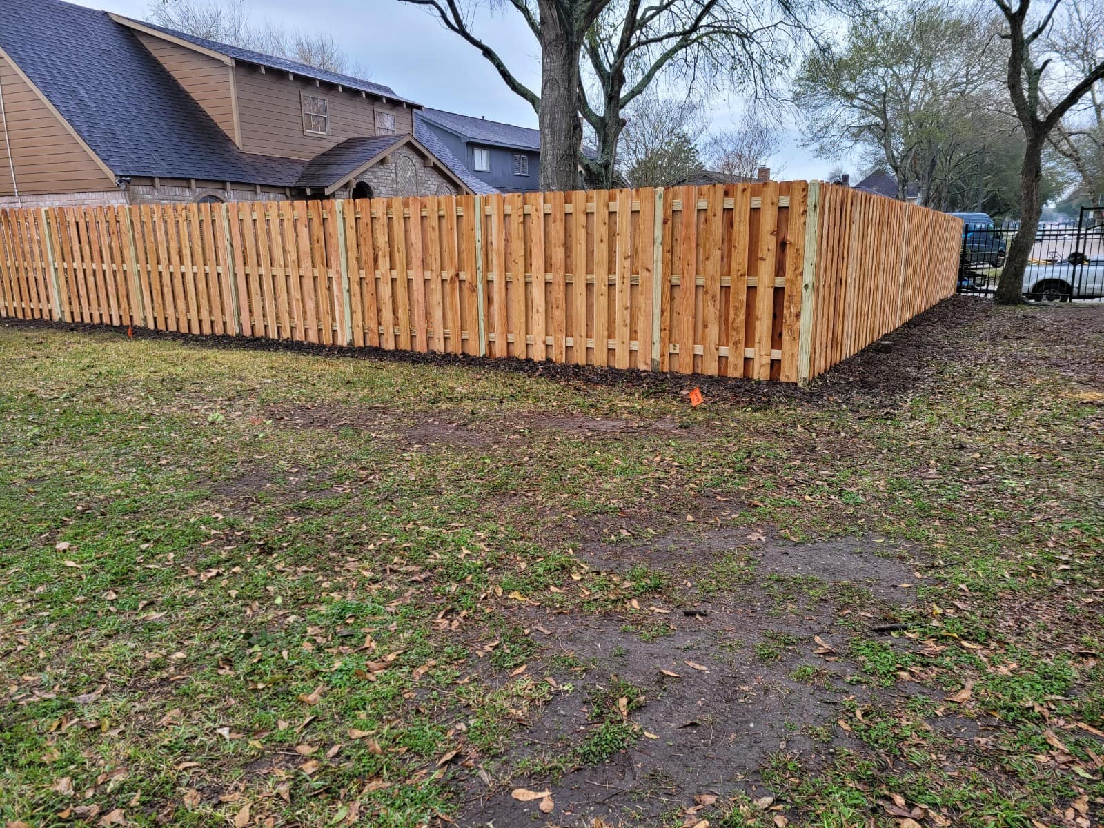 Vertical Fence With Pickets Board on Board Best Fence
