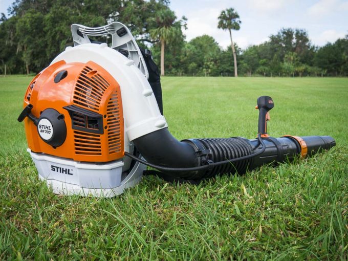 Echo Vs Stihl Backpack Leaf Blowers (Key Differences Compared)