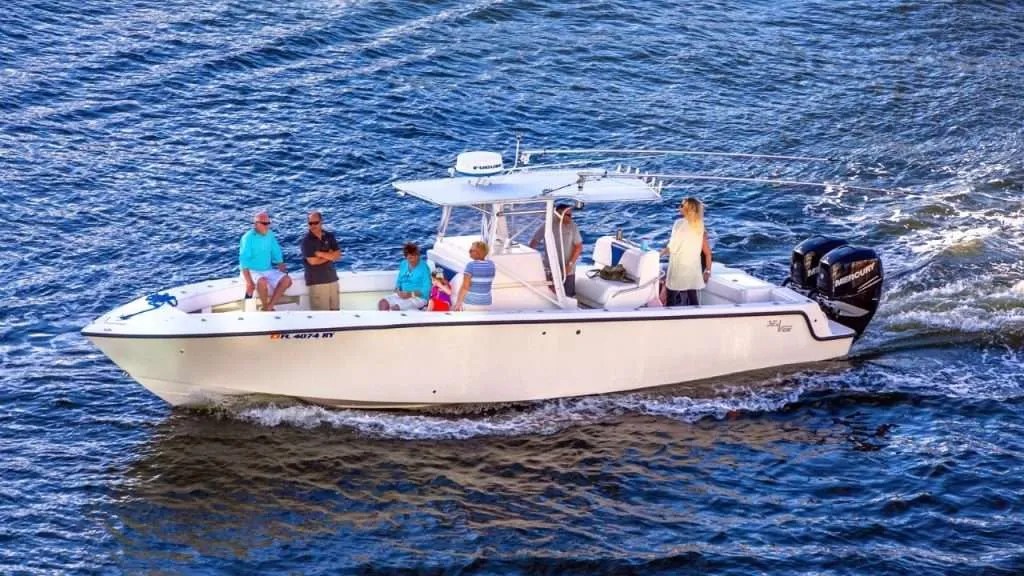 Top 10 Best Family Boats And How To Choose The Right One!