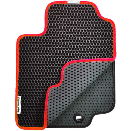 9 Best Car Mats Malaysia 2023 (Traps Dirt & Easy To Clean)