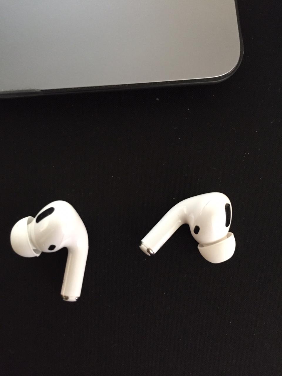 Where to buy Fake Airpods and its Cheap Alternatives (2023 update
