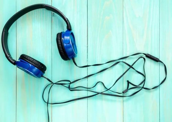 Wired vs Wireless Headphone Which Are Better?