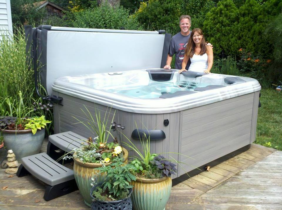 For a Good Deal on a Hot Tub Consider More Than Price besthottubs