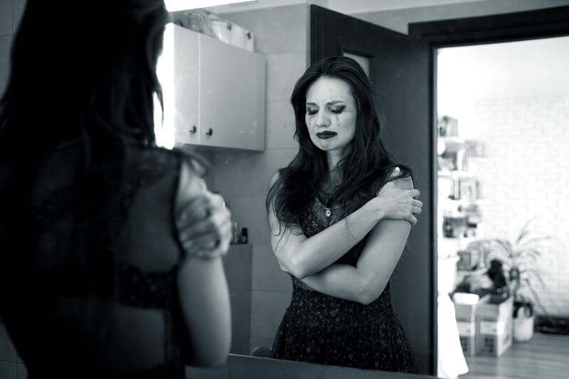 Why is it not to look in the mirror when you are crying