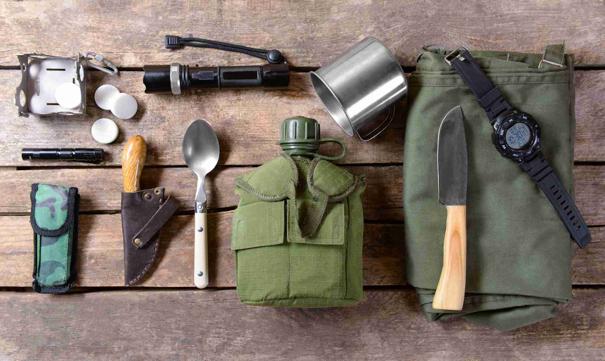 5 Survival Products to Put in Your Emergency Kit