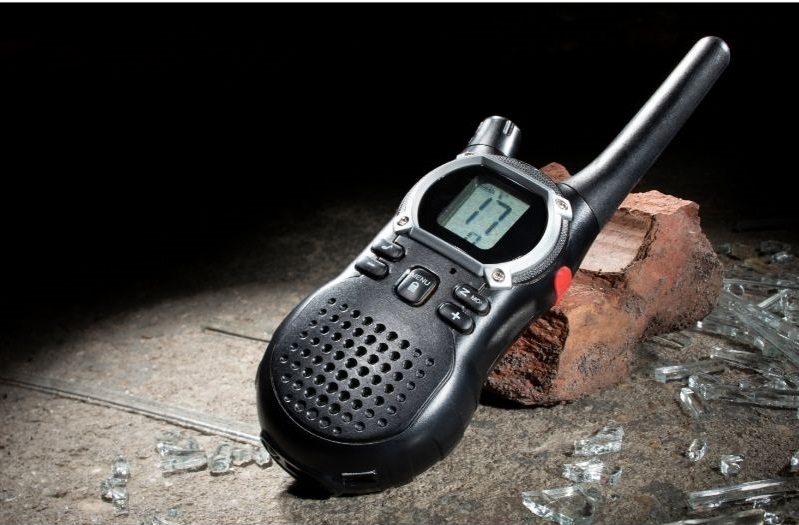 6 Best Walkie Talkies For Survival In Disastrous Situations
