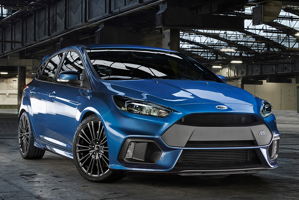 VIDEO How Does the Ford Focus RS Compare to a Subaru Rally Car? BestRide