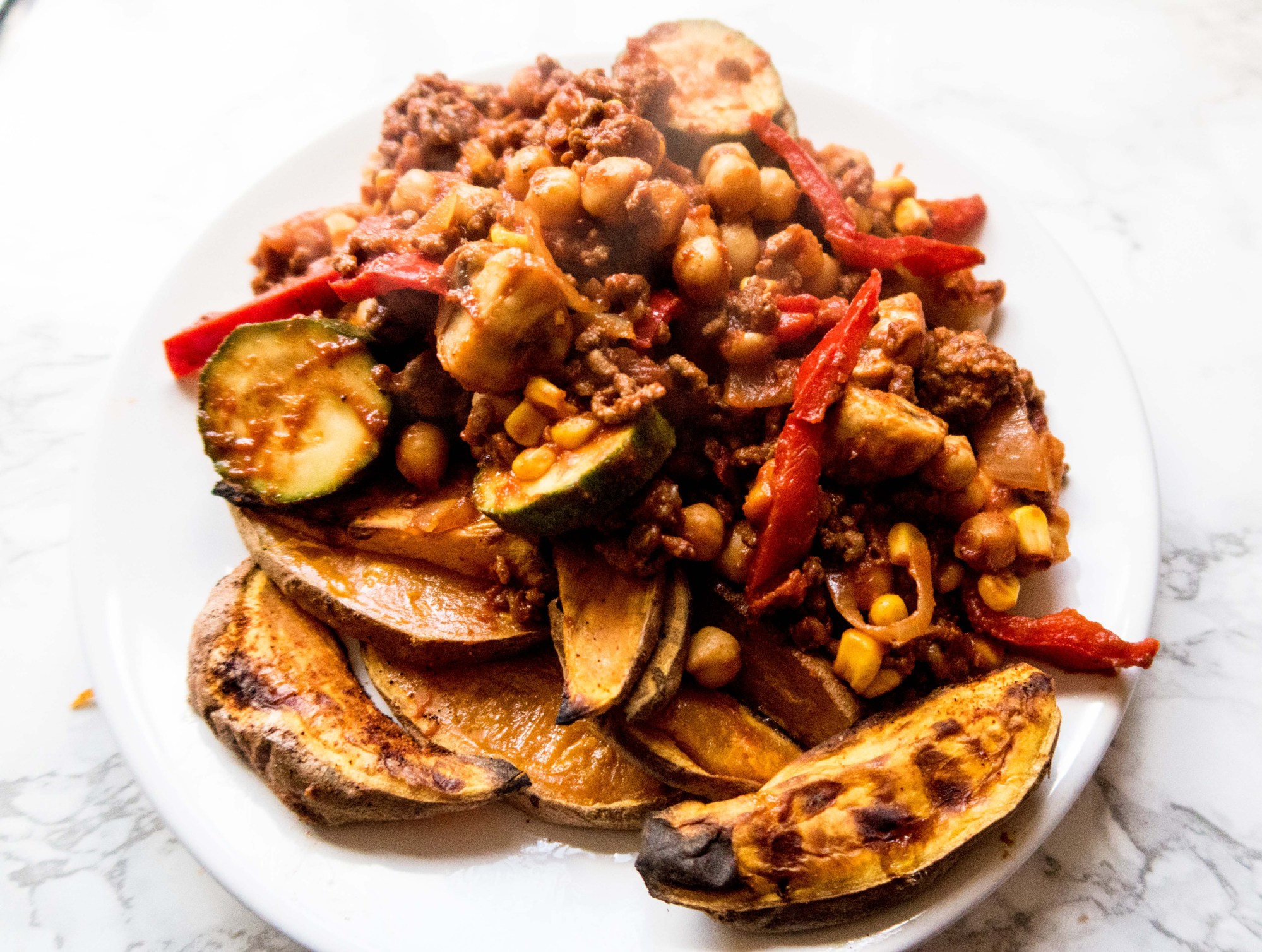 SW recipe Healthy Savoury Mince & Spiced Sweet Potato Wedges