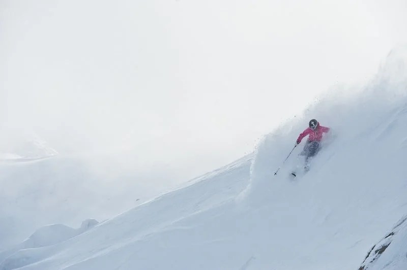 How to Ski in Powder The Ultimate Guide Best Snow Gear
