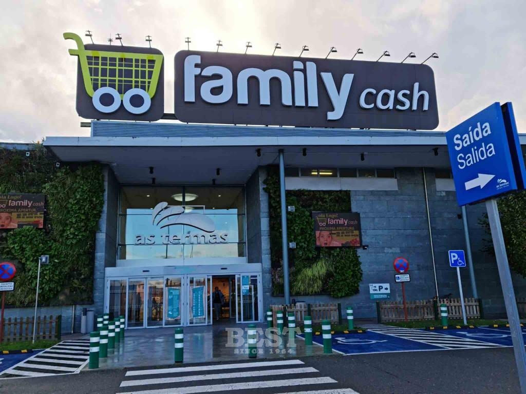 Family Cash supermarket in Spain! Best Real Estate in Spain