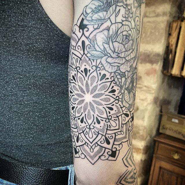 The Eternal Search and 26 Tips of How to Find a Good Tattoo Artist