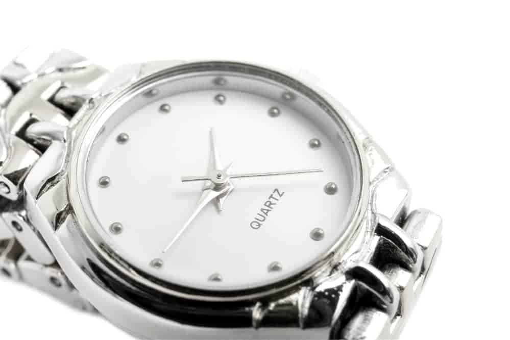 Do Quartz Watches Need Servicing? Best Watch Select