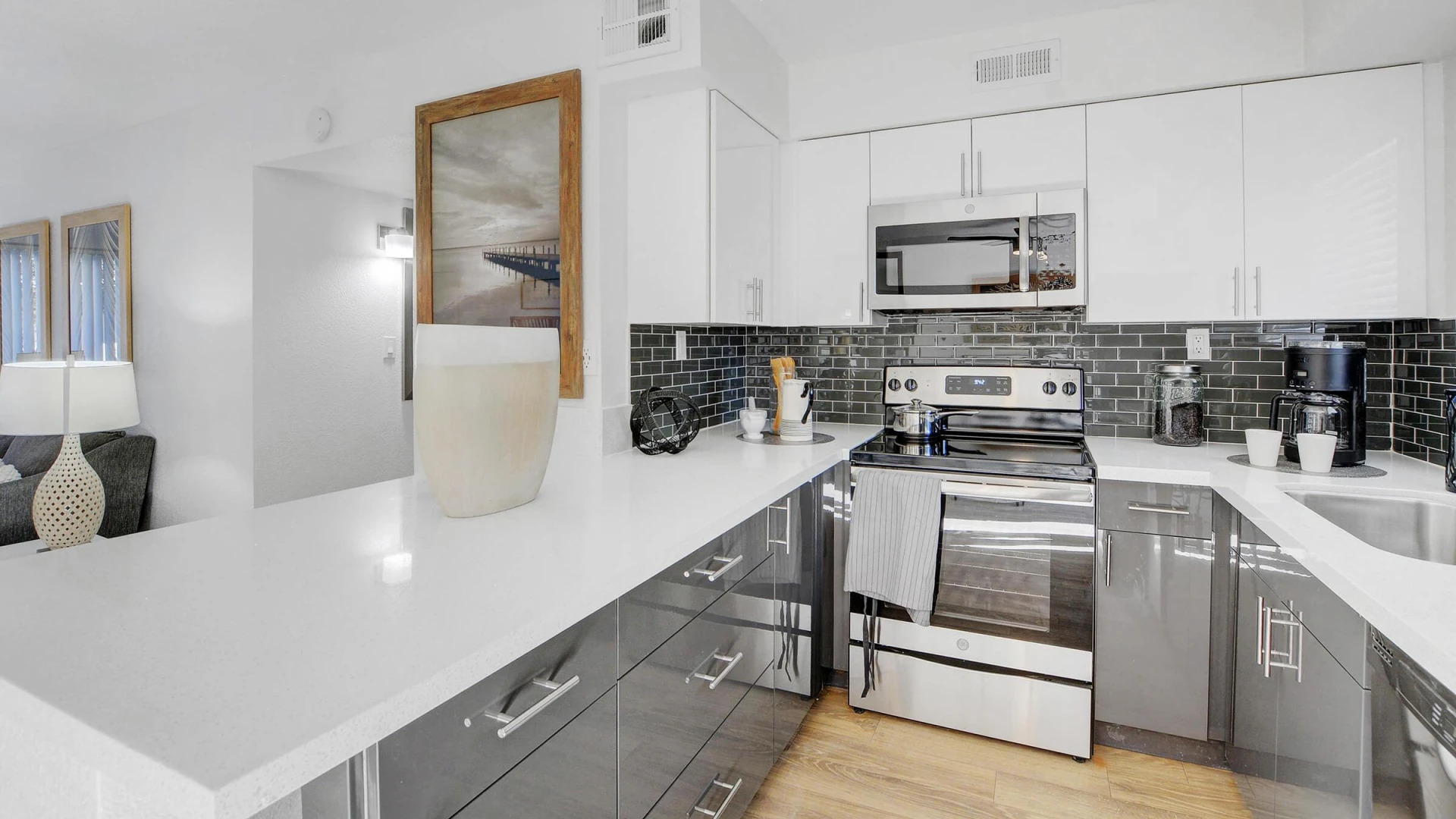 Evoq Apartments in Las Vegas, NV