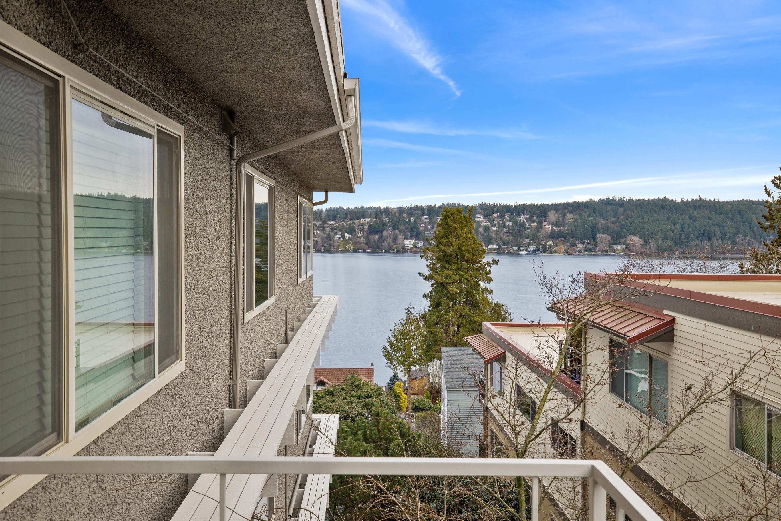 Sheridan Beach Terrace Lake Forest Park Apartments 98155