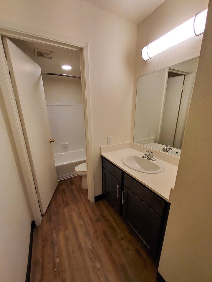 Photos Mooney At River Rock Apartments For Rent In Salt Lake City