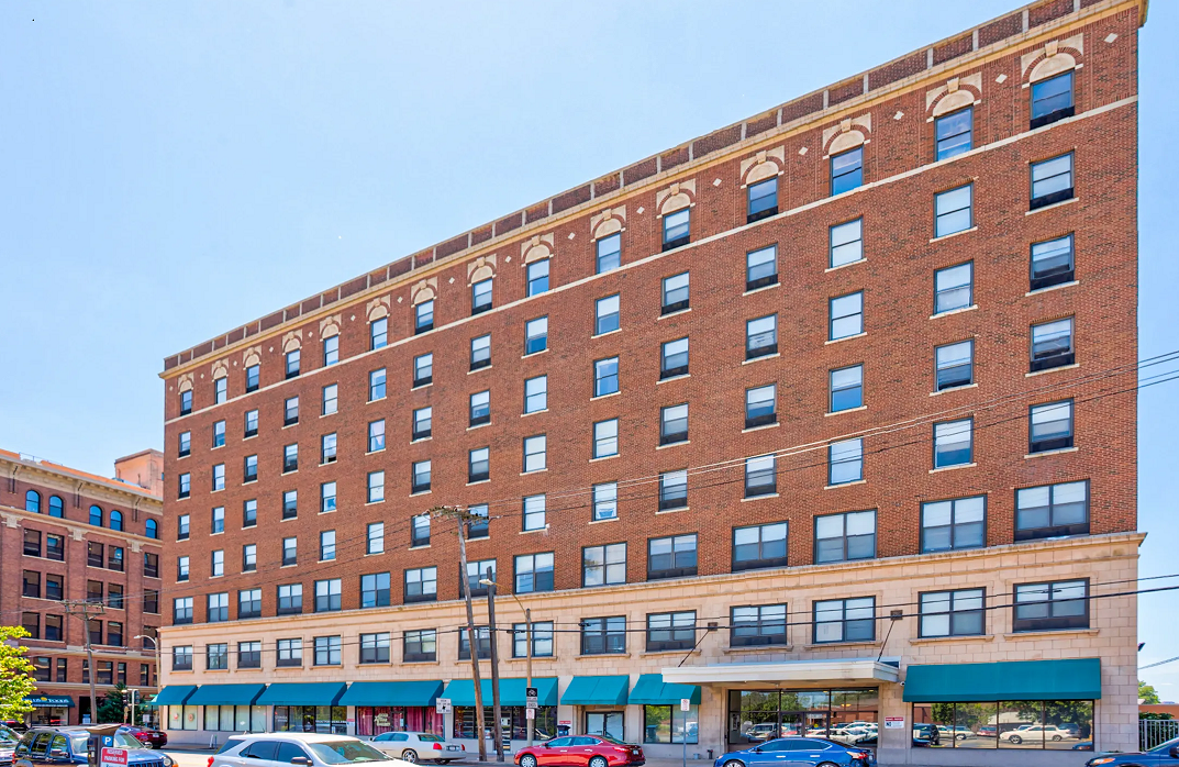 Roosevelt Apartments Gallery in St. Louis, Missouri