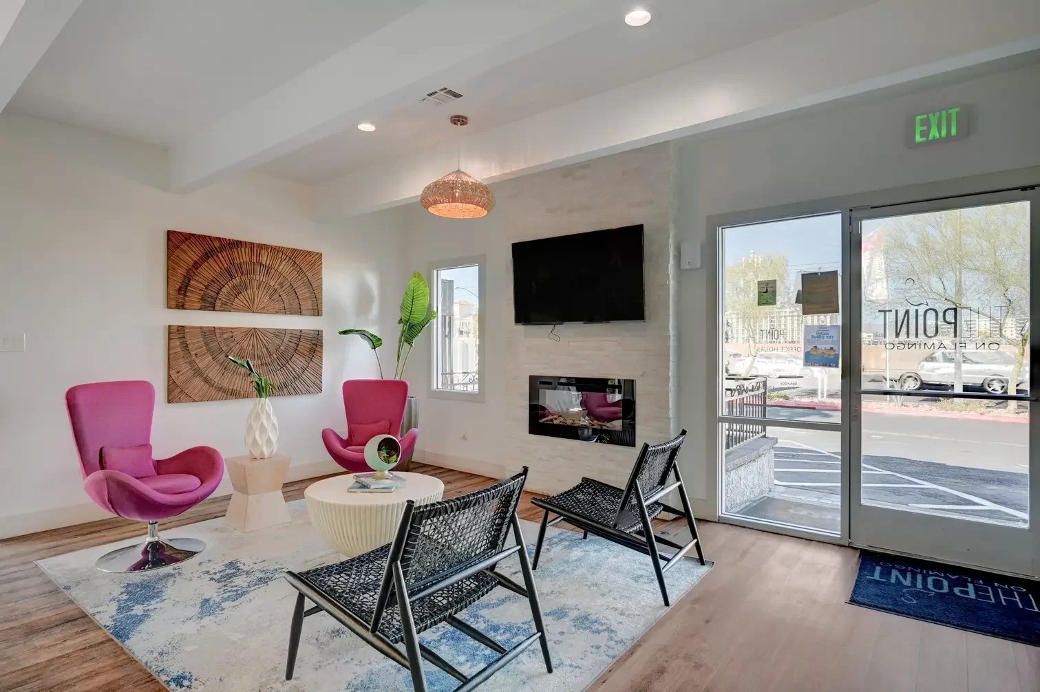 Apartment Photos of The Point on Flamingo in Las Vegas, NV