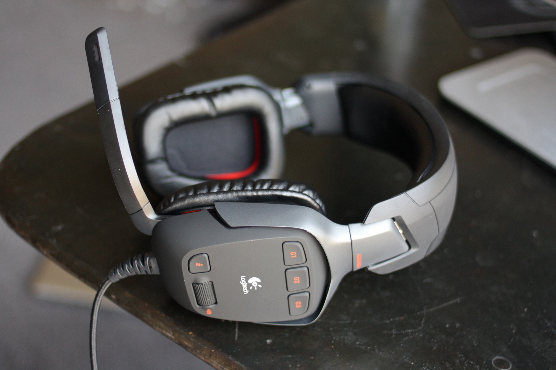 Review Logitech G35 7.1 surroundsound headphones TechCrunch