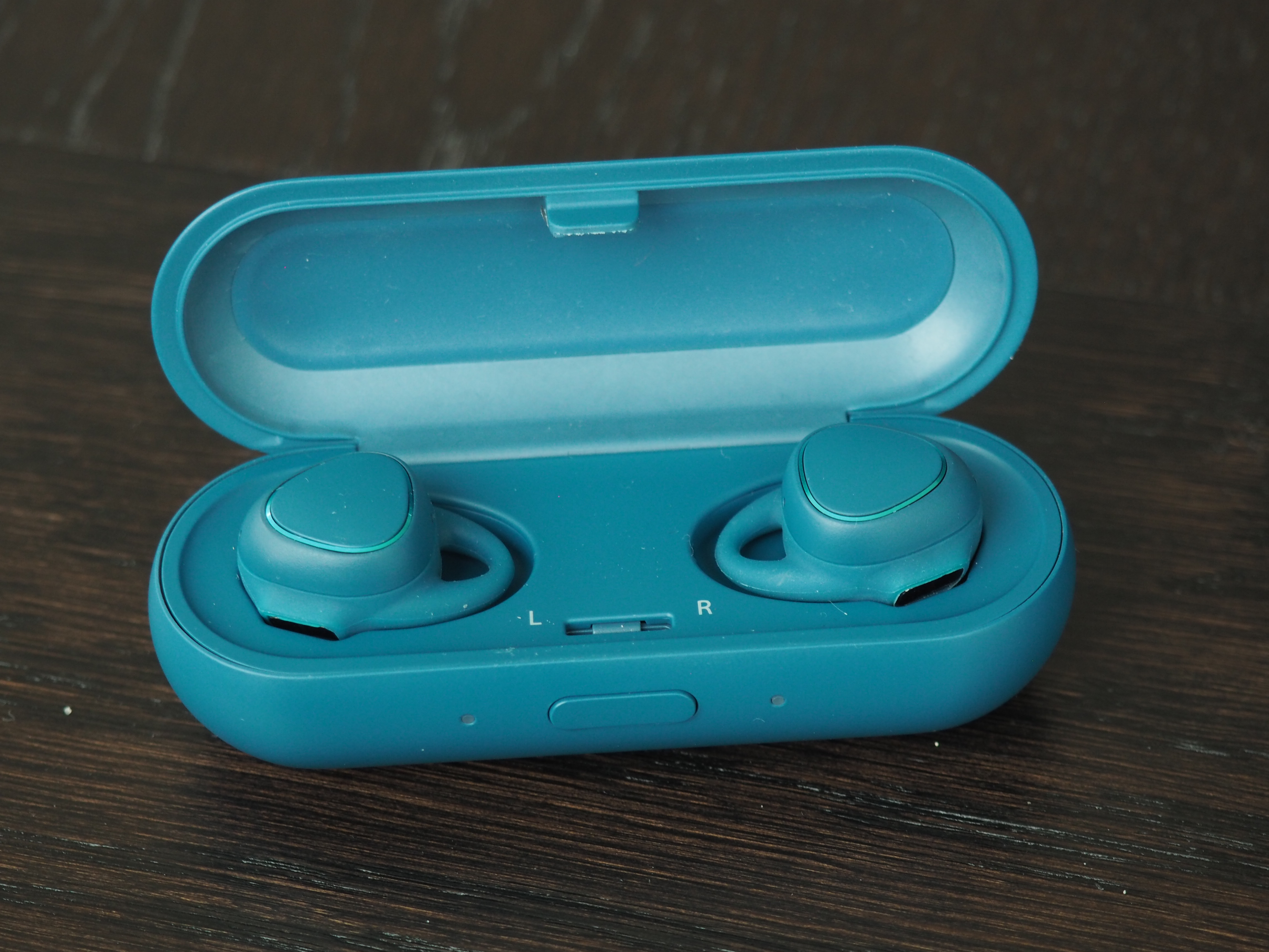 Samsung debuts truly wireless exercise earbuds and a new version of the
