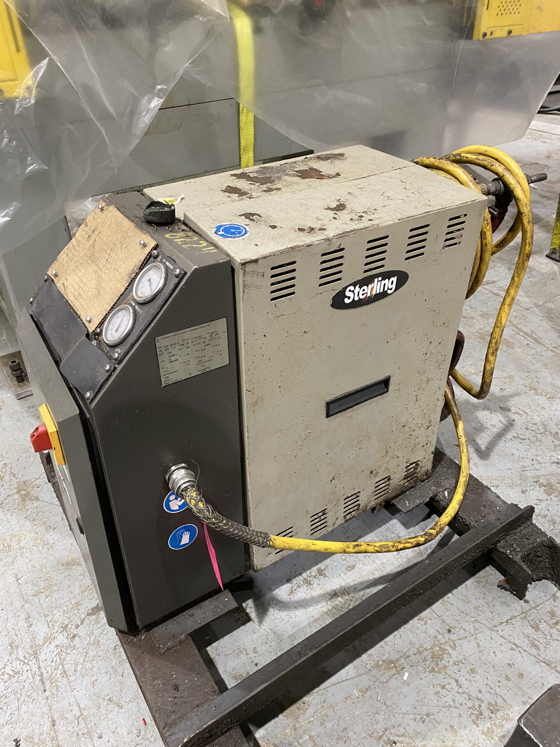 USED STERLCO HOT OIL TEMPERATURE CONTROL UNIT 4870