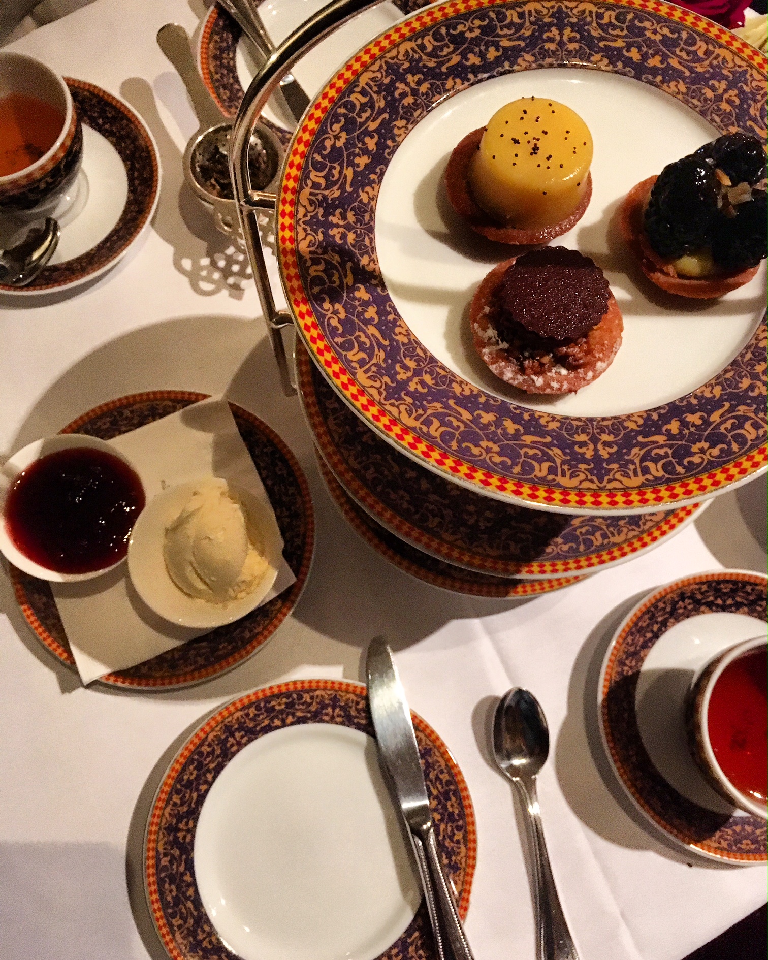 Afternoon Tea at The Carlyle, A Rosewood Hotel Bethany Looi