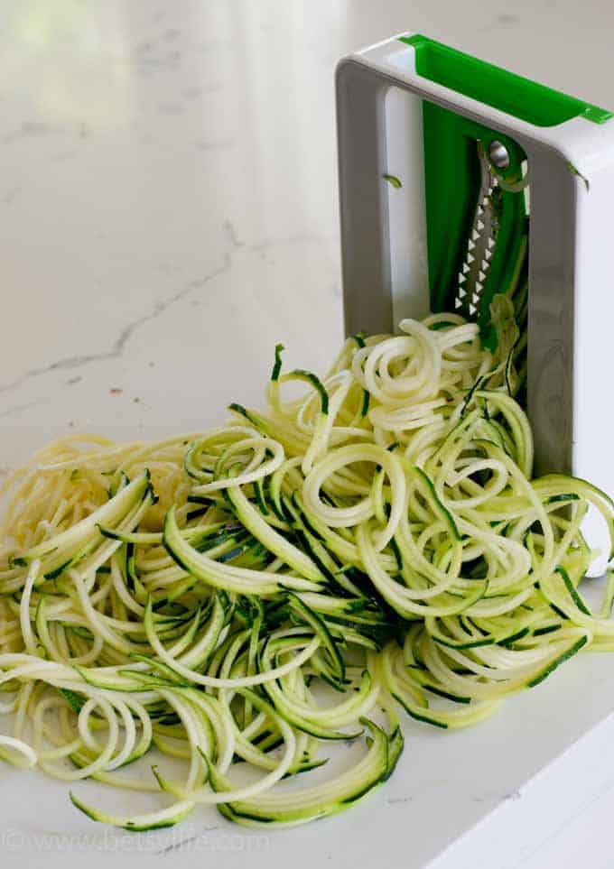 Spiralized Zucchini Cacio e Pepe Betsylife