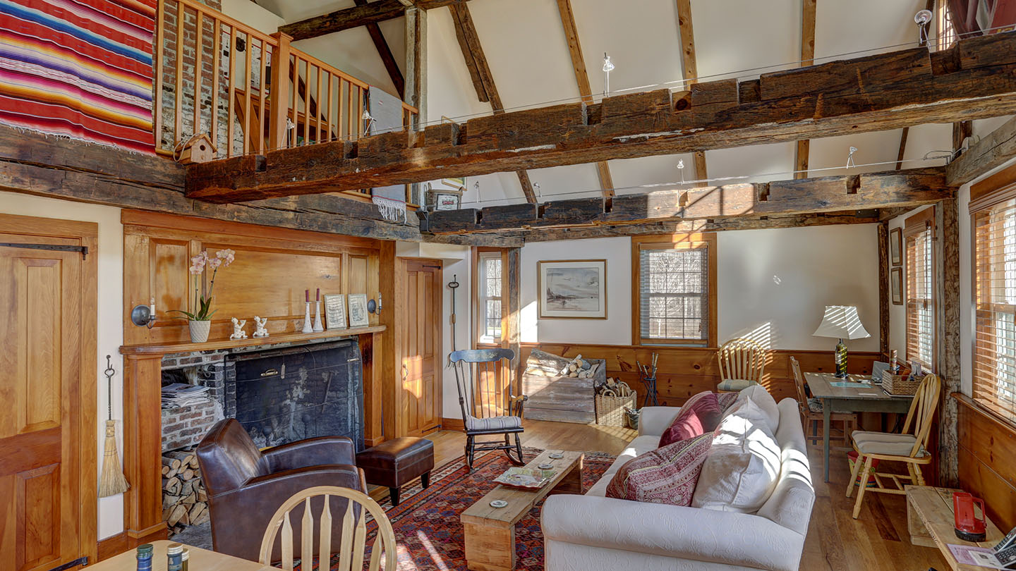 Blueberry Cottage Betsy Little Real Estate, LLC