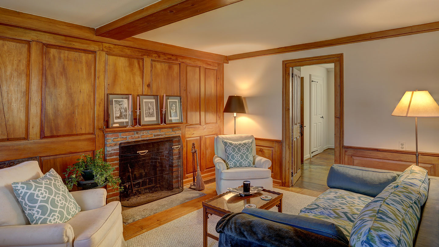 Blueberry Cottage Betsy Little Real Estate, LLC