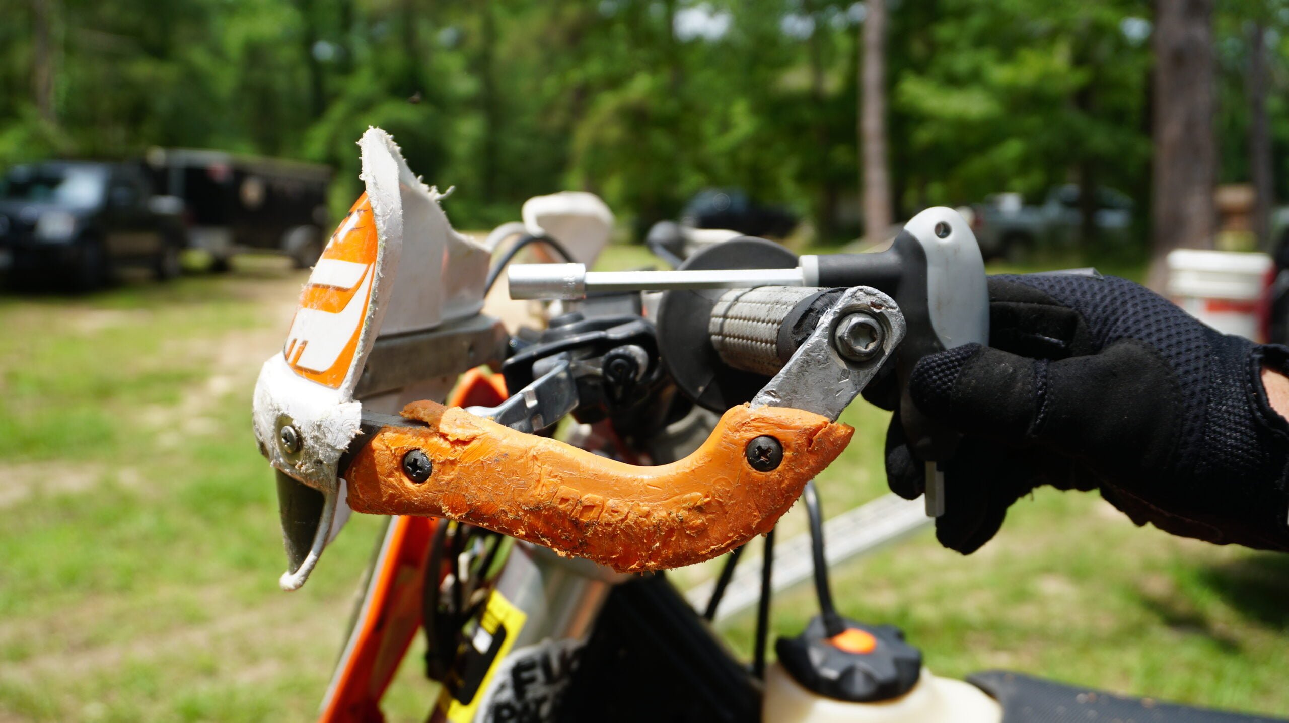 7 Best Ways How To Make Dirt Bike Turn Faster BDBR