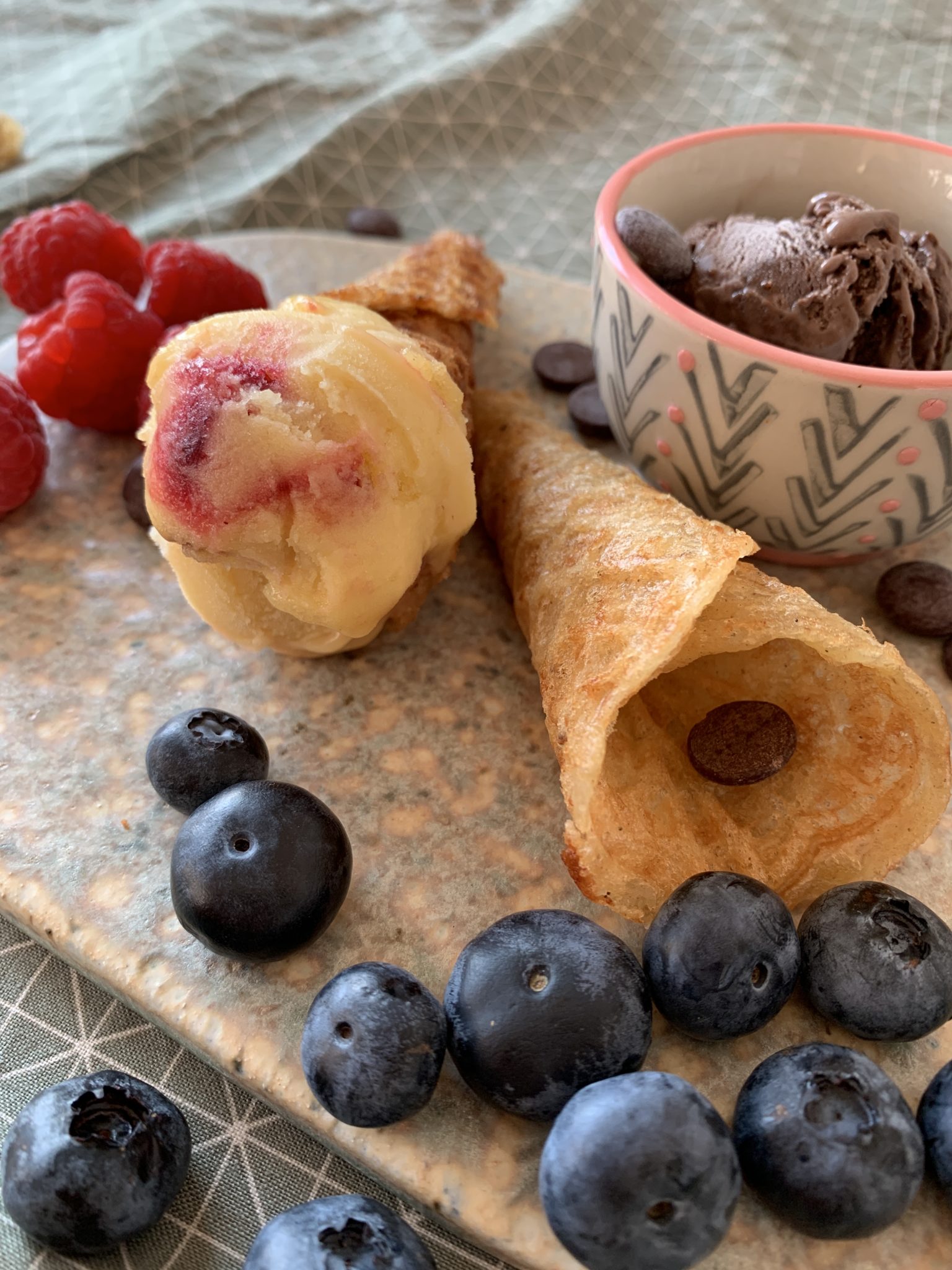 selbstgemachte Eiswaffeln vegan und ohne Haushaltszucker betterknow.how