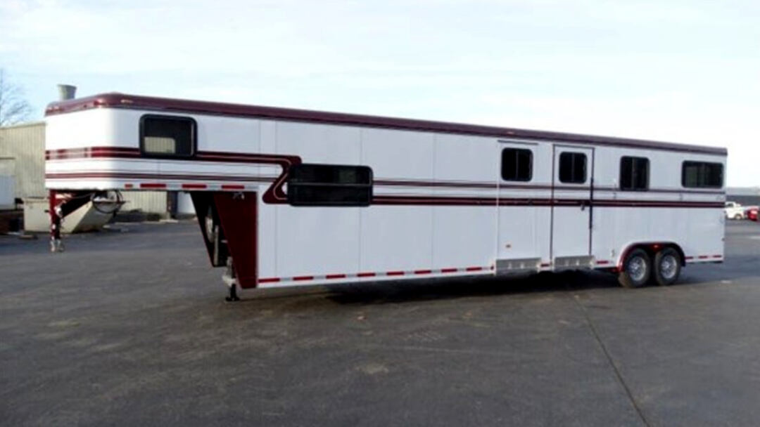 Horse Trailer With Living Quarters Better Pets Life