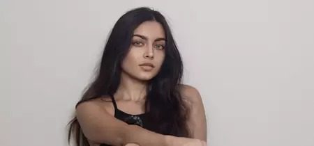 Mika Lafuente on OnlyFans: Argentine Beauty, Bold Energy, and Premium