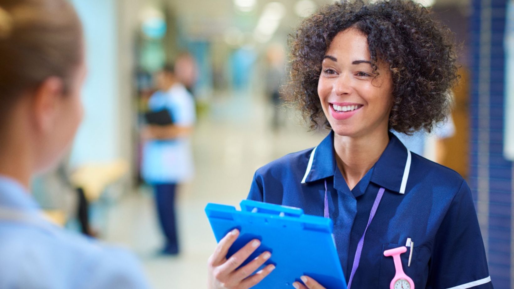 The Difference Between a Nurse Practitioner and a Family Nurse