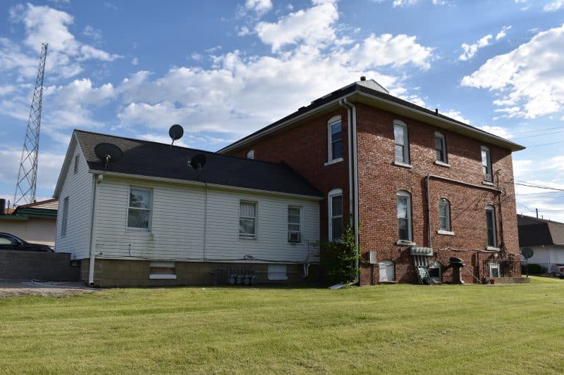 Insurance 4 Unit Apartment Building Cuztomize
