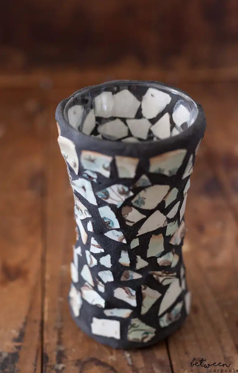 How to Make a DIY Mosaic Vase Between Carpools