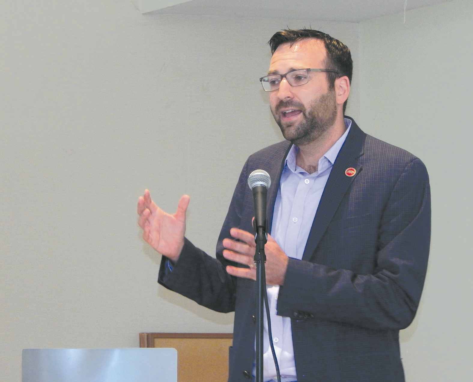 State Sen. Ben Allen addresses Miracle Mile Chamber Beverly Press & Park Labrea NewsBeverly