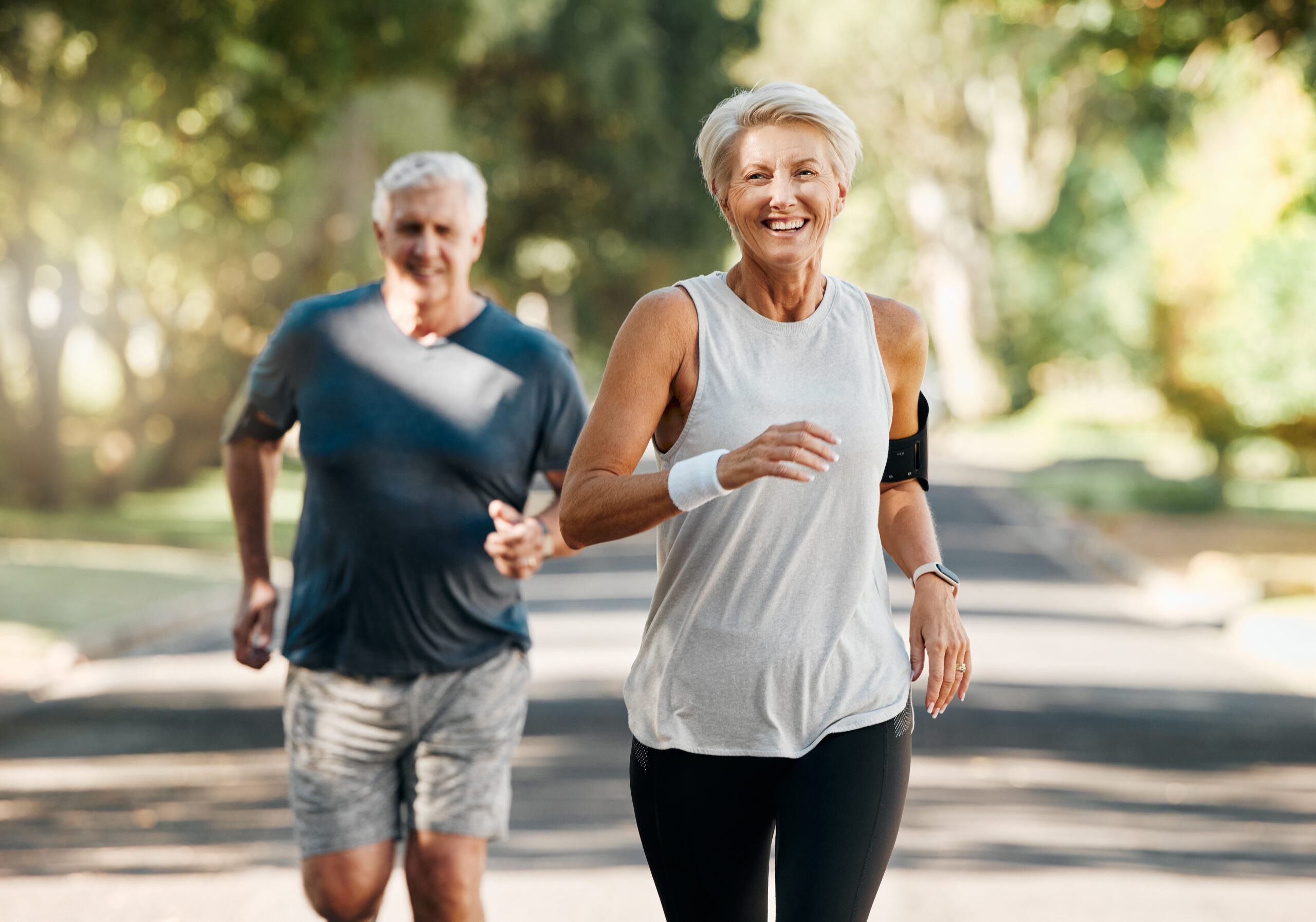 The Best Fitness Trackers for Seniors Beverly's Daughter