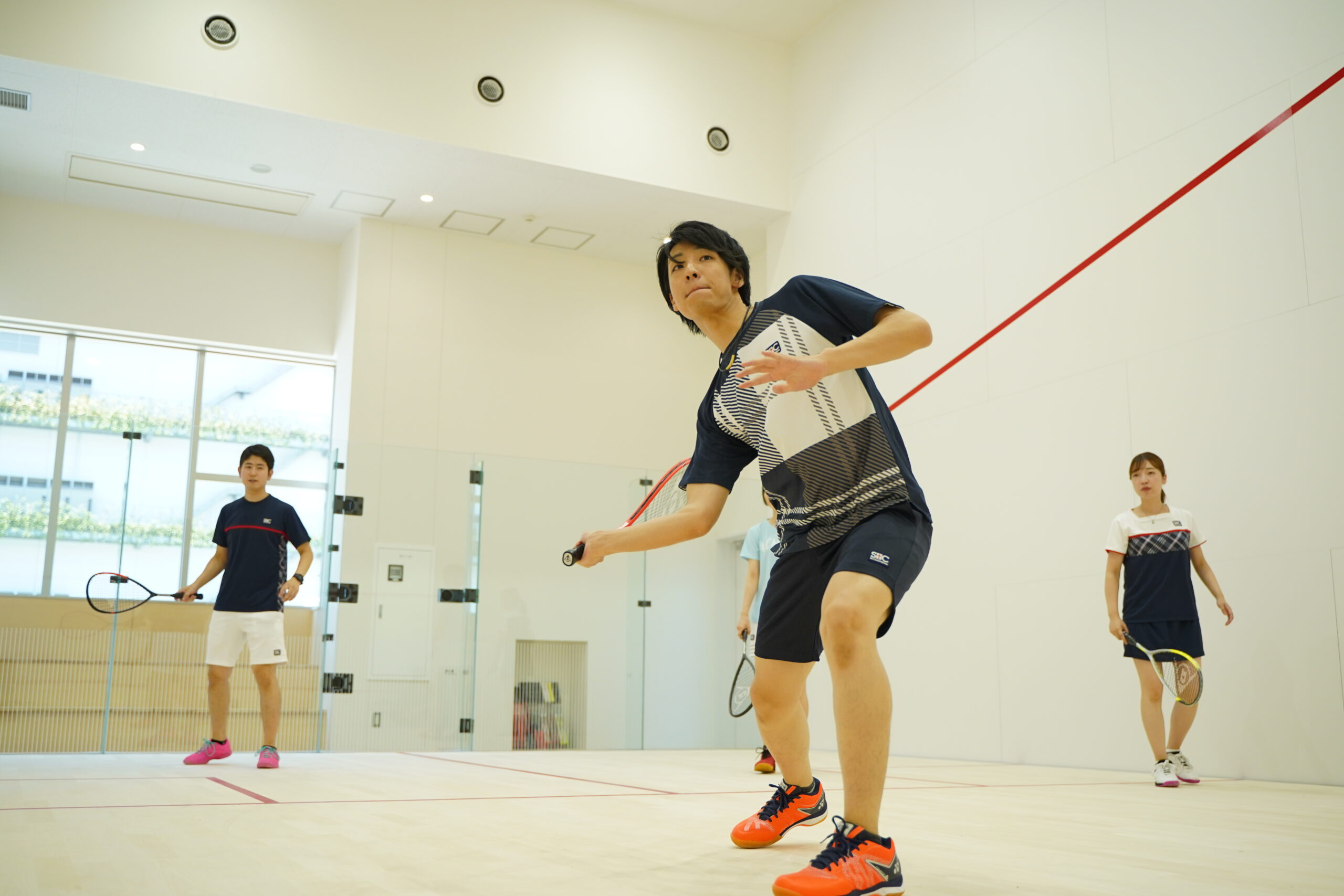 【ご家族での参加もOK】2月 特別無料体験会開催！ SQUASH CLUB BeWin｜スカッシュクラブ ビーウィン