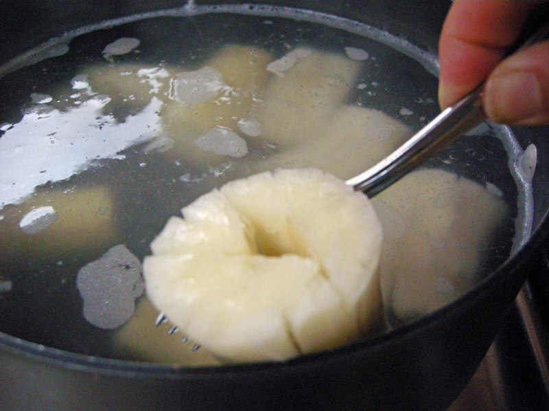 MANDIOCA FRITA 101 FRIED YUCCA ROOT Bewitching Kitchen