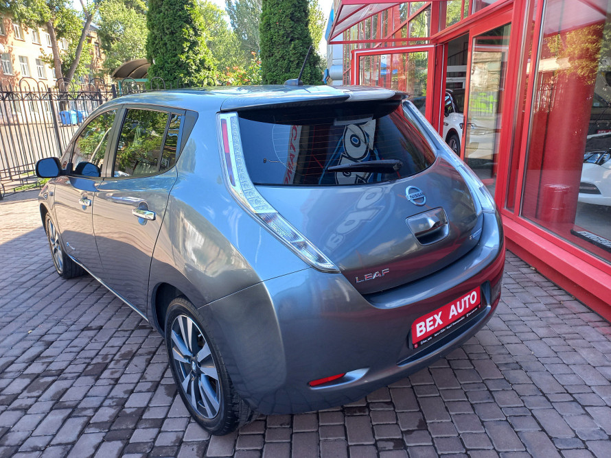 Nissan Leaf 2015 в Украине. Купить Nissan Leaf 2015
