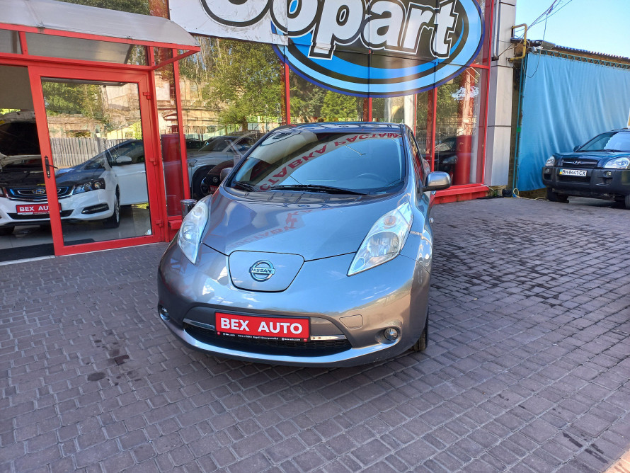 Nissan Leaf 2015 в Украине. Купить Nissan Leaf 2015