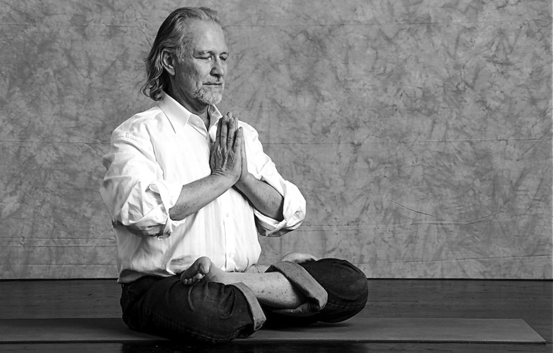 10 Inspiring Yoga Teachers You Should Know Beyogi