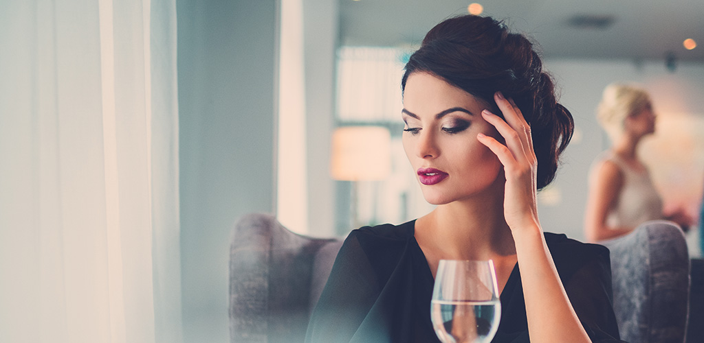 18 Verified Bars And Locations To Meet Cougars In New York In 2020