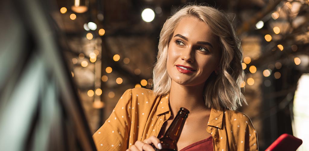 7 Best Ways to Meet “Older Women” (2022) DatingAdvice.com