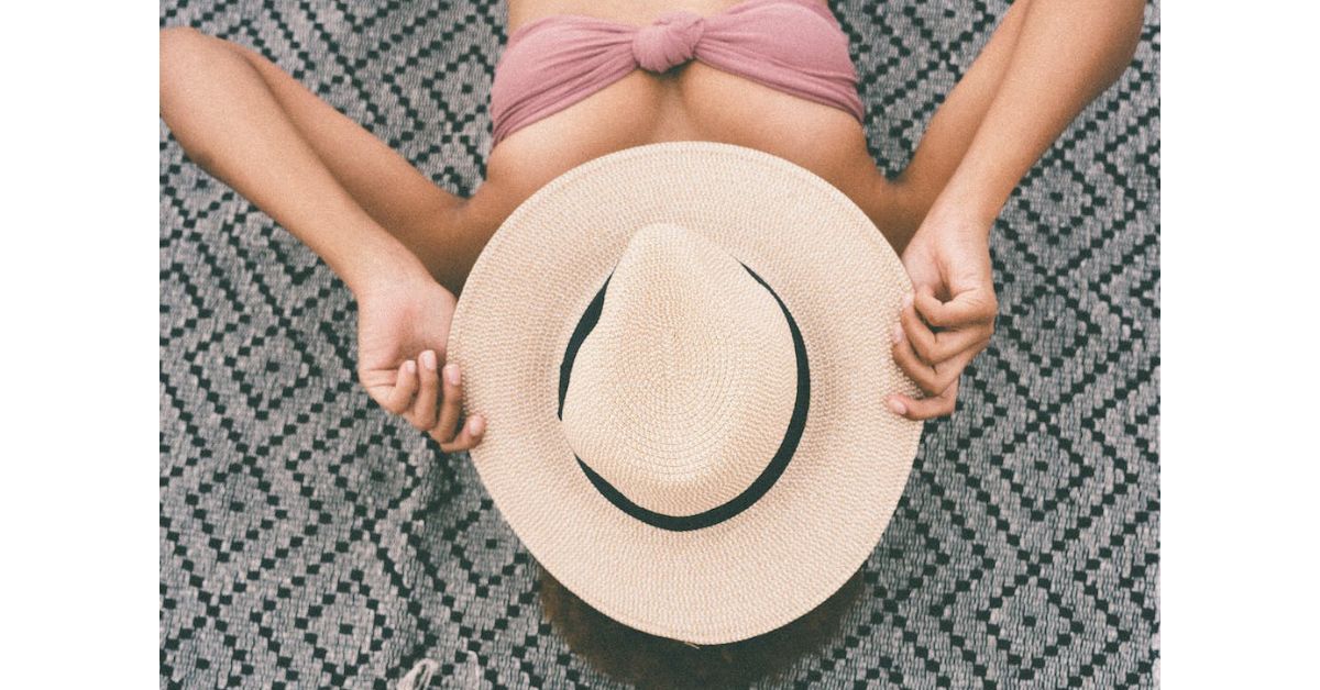 An Essential Guide On How To Protect Eyes in Tanning Bed in 2024