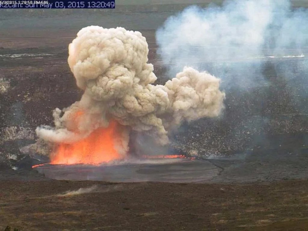 Watch Lava Lake Explode Inside Crater of Hawaii Volcano Beyond Honolulu